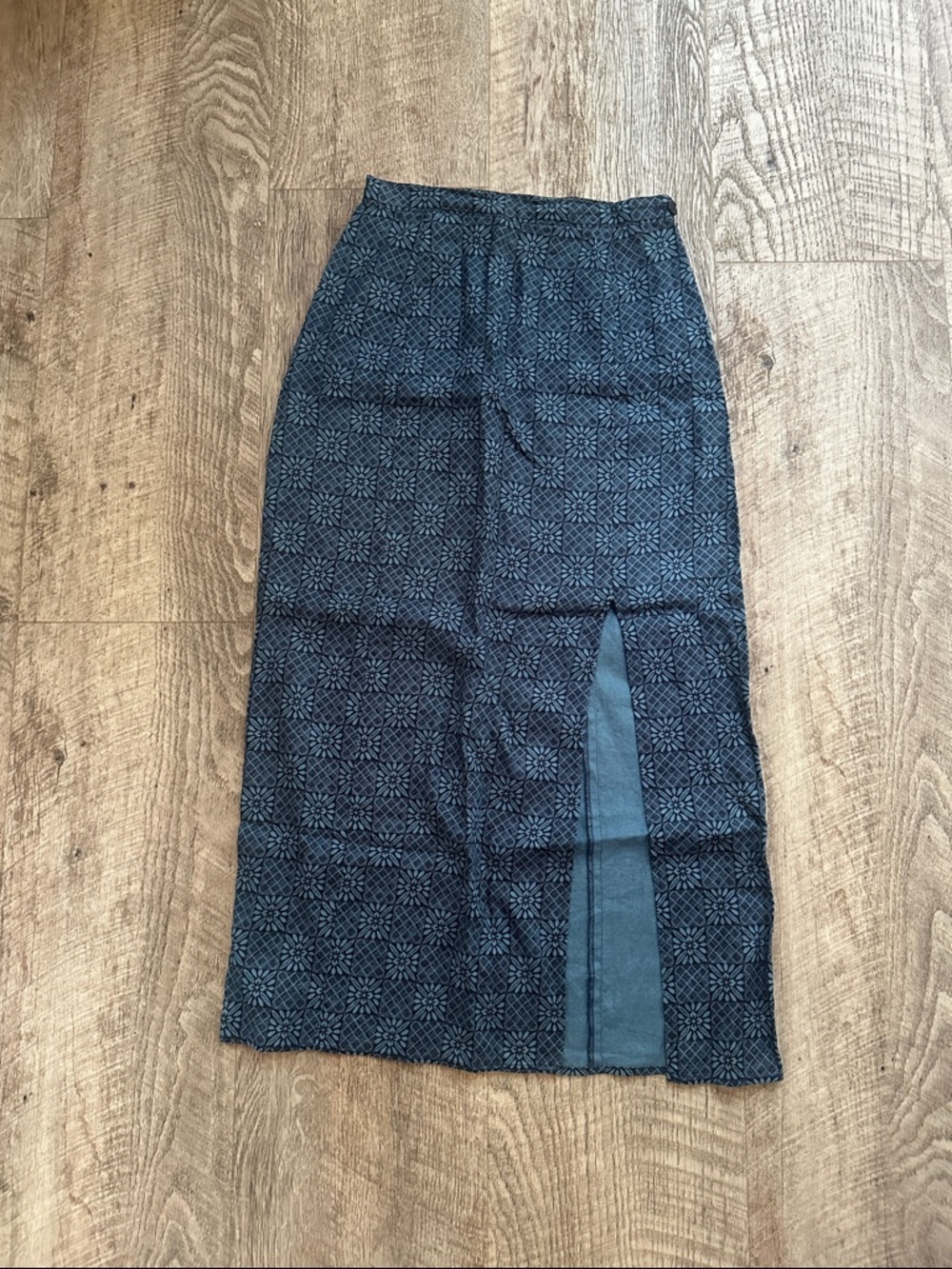 Vintage GAP Navy Patterned linen Maxi Skirt with Front Slit